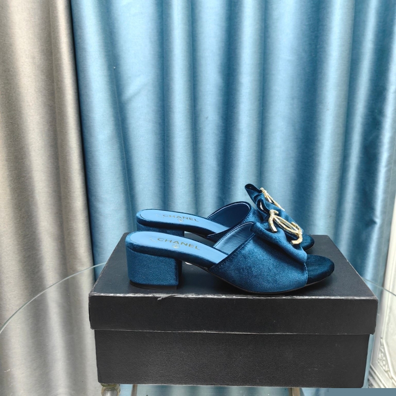Ch*el slippers